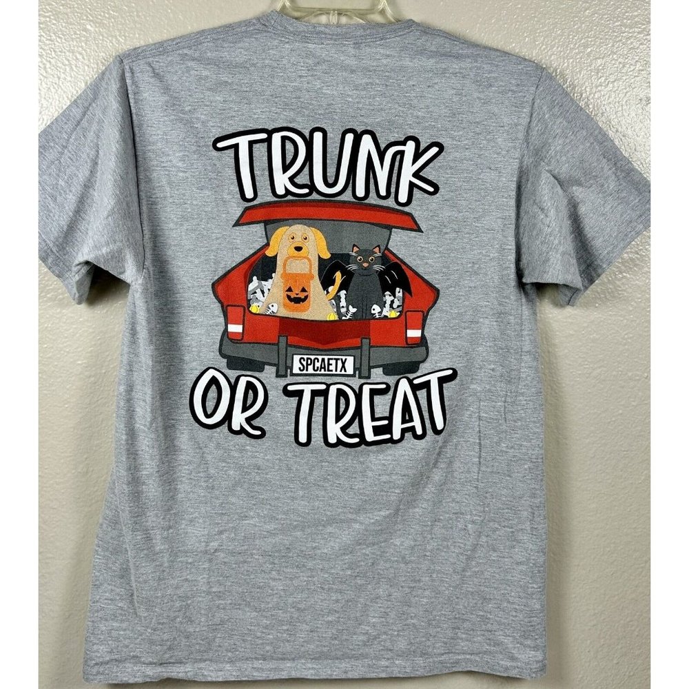 SPCA of East Texas Gray Trunk or Treat Halloween T shirt Size M Unisex Dogs Cats